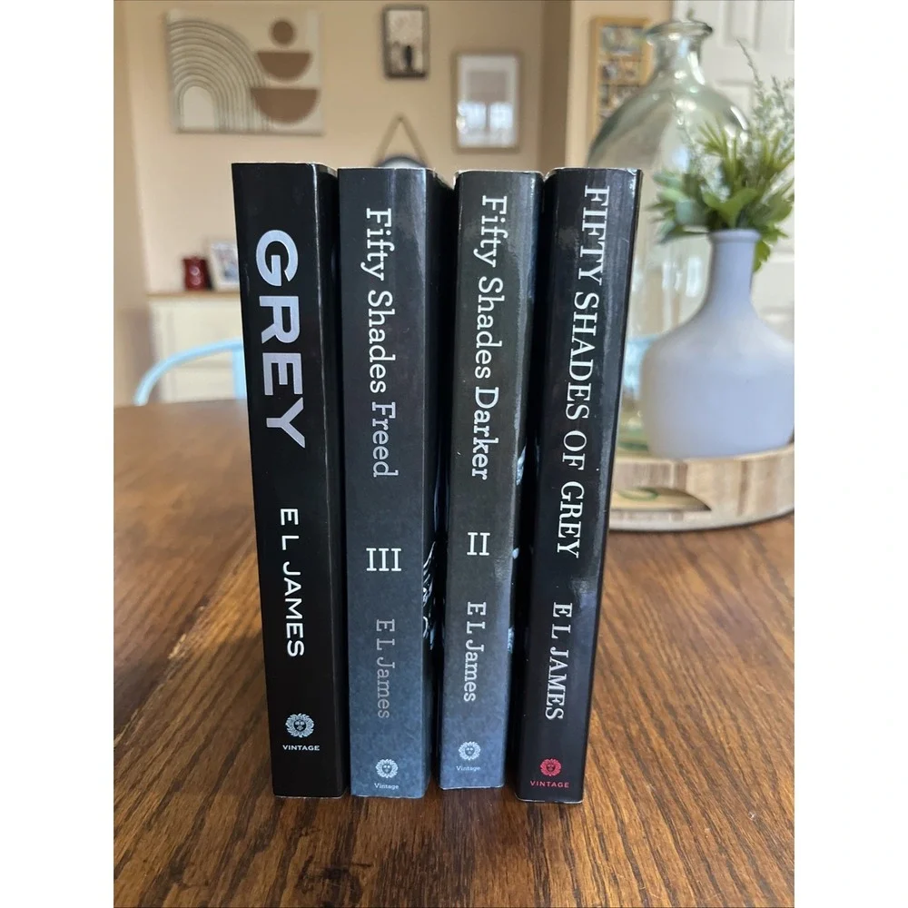 50 Fifty Shades Of Grey, Darker, Freed 4 Book Collection. Paperback Set EL James